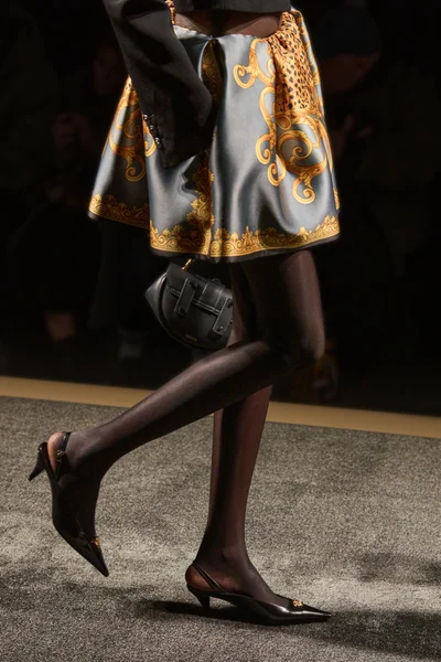 Look 22